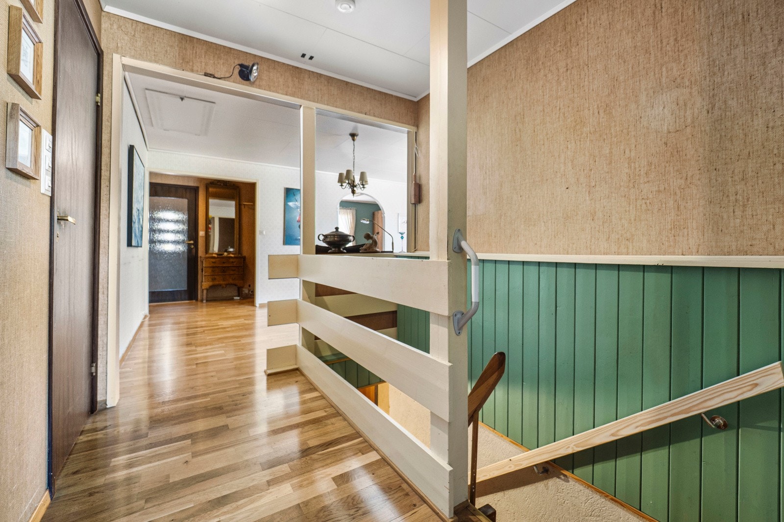 Hall. Galleribilde