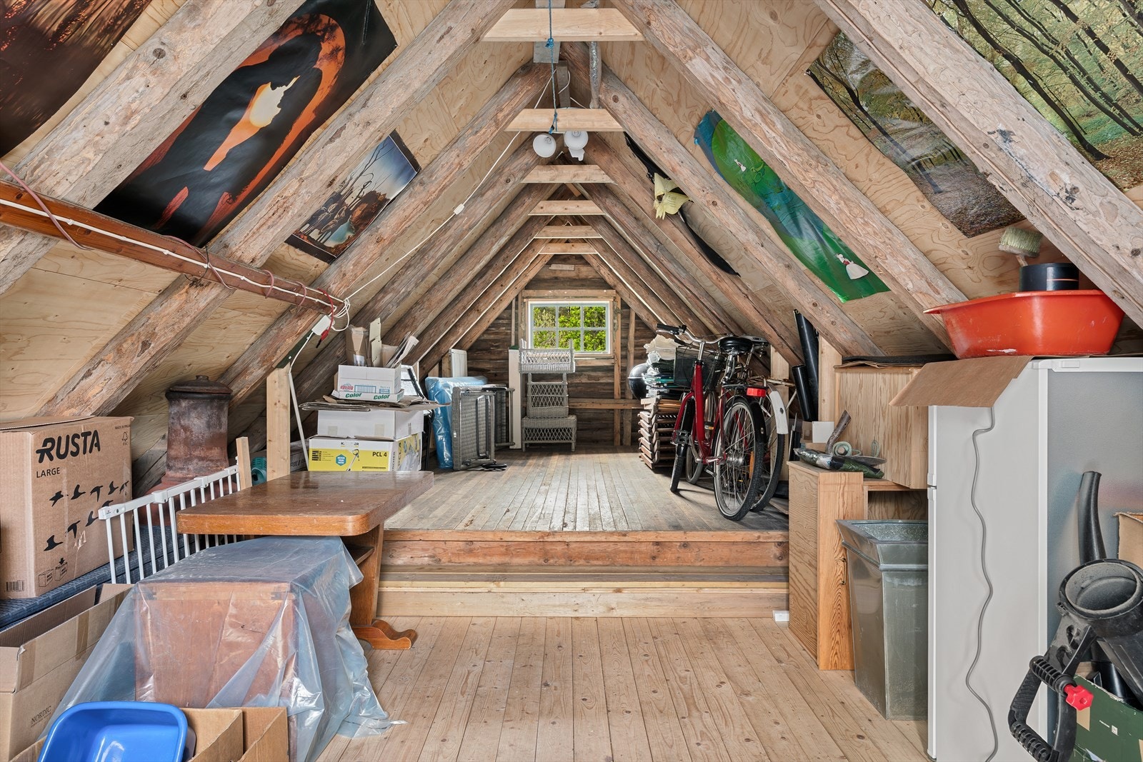 Loft på uthus Galleribilde