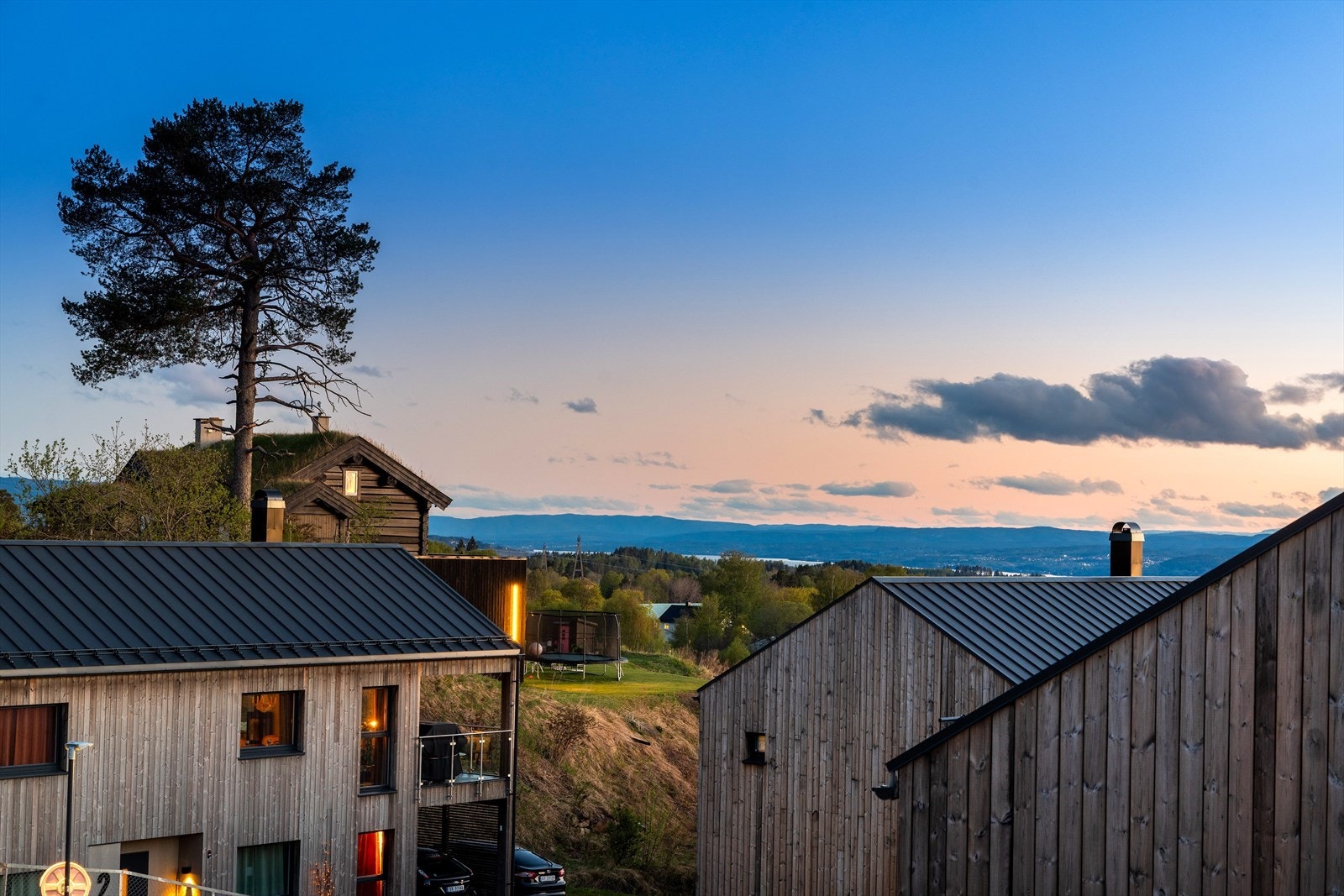 Fra eiendommen er det kort vei til flotte turmuligheter i Nordmarka. Galleribilde