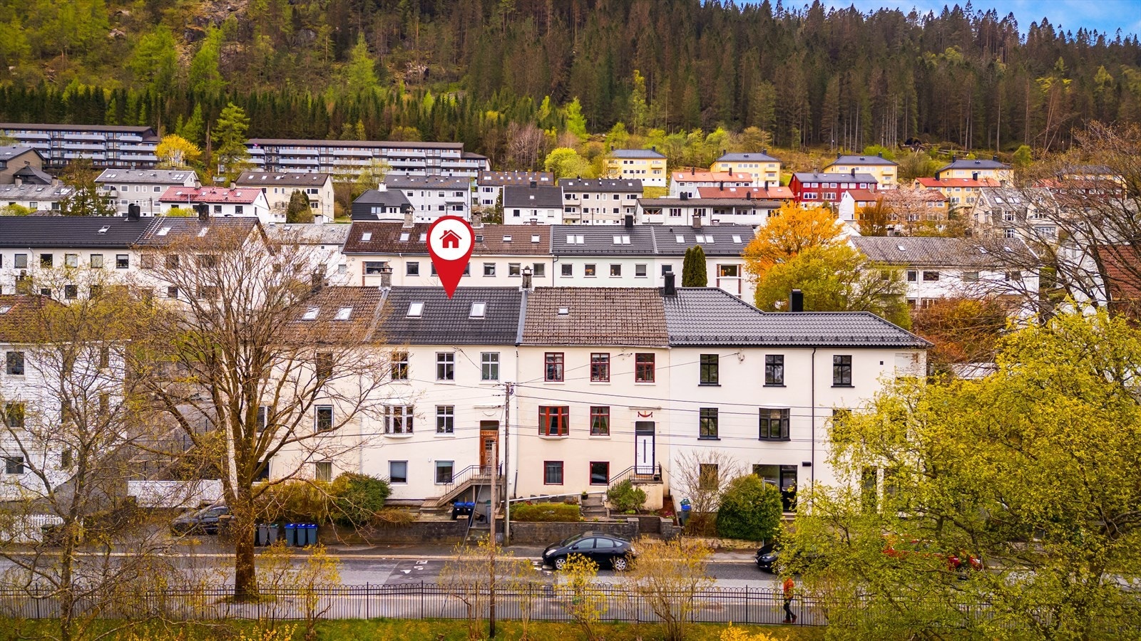 Aktiv Eiendomsmegling v/ Anders Paulsen har gleden av å presentere Løbergsveien 69C. Foto: Wilhelmsen foto. Galleribilde