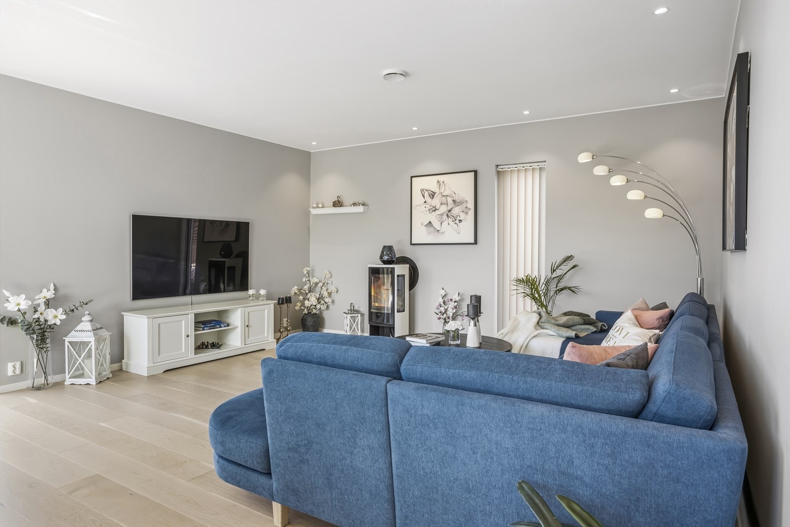 Stuen har balansert ventilasjon som sikrer et sunt inneklima. Galleribilde