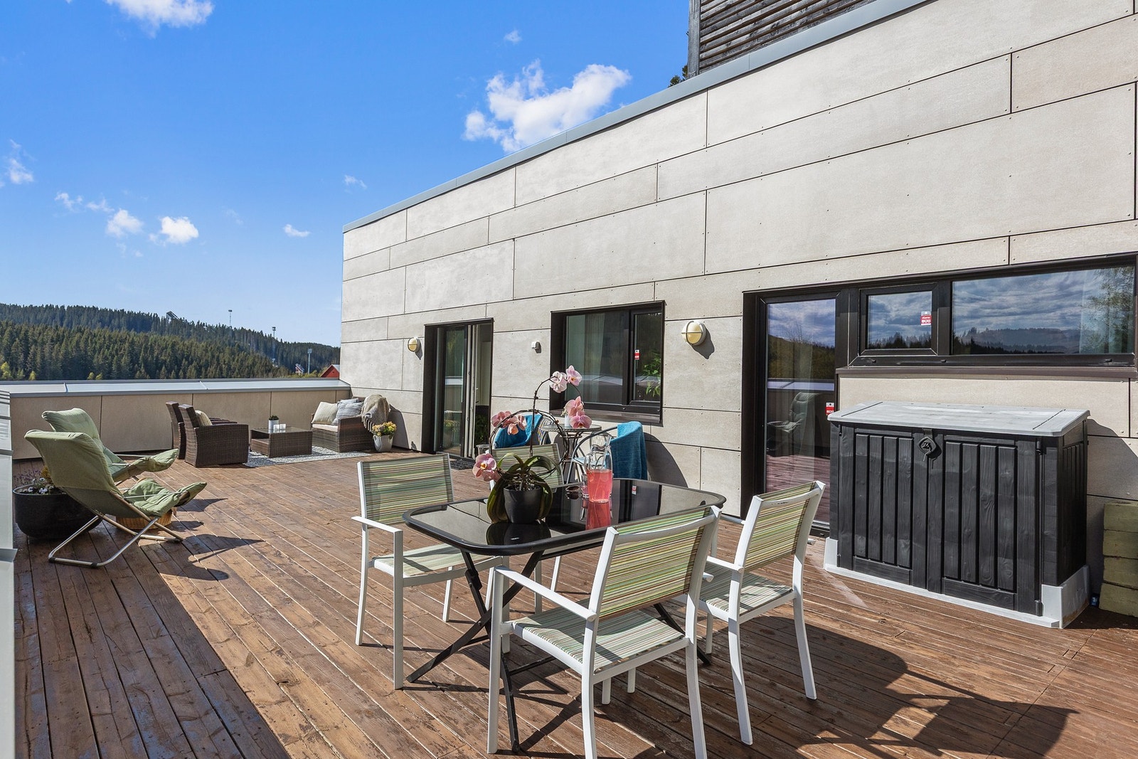 Nydelig privat takterrasse på hele 59 kvm. Galleribilde