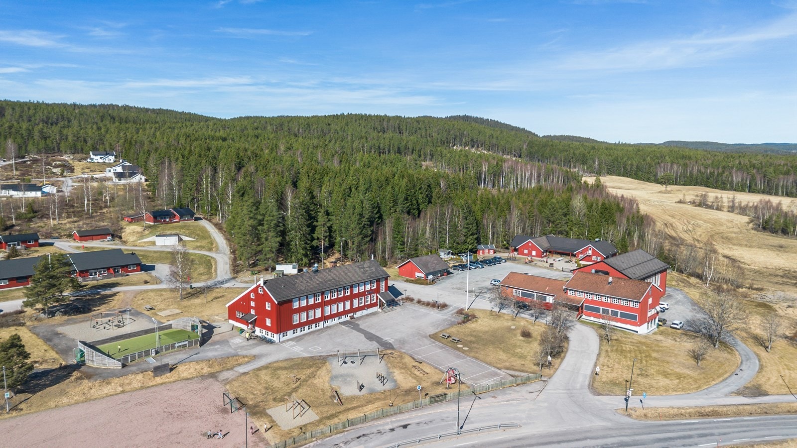 Rømskog skole og barnehage. Galleribilde