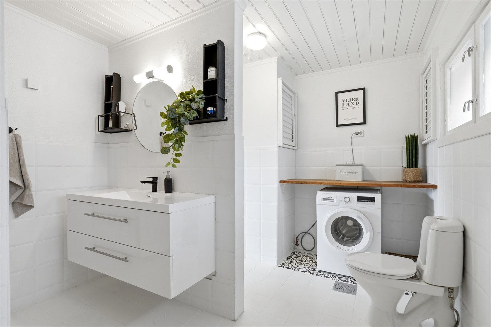 Badet er noe oppgradert med ny innredning Galleribilde