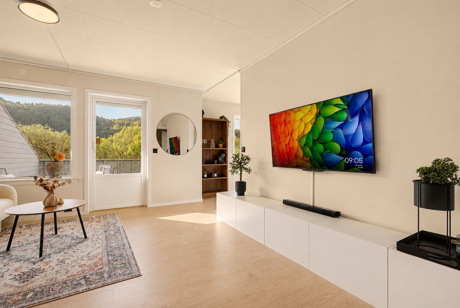 Entre/gang tar deg videre til den åpne stuen/kjøkkenet Galleribilde
