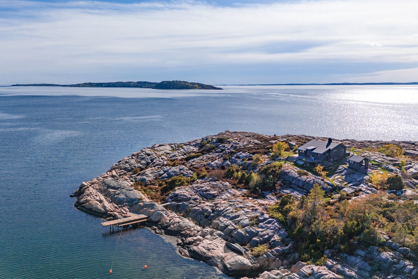 Fyret: Spektakulær eiendom med 12 mål tomt på sydenden av Skjæløy. Foto: Marie Waagan Galleribilde