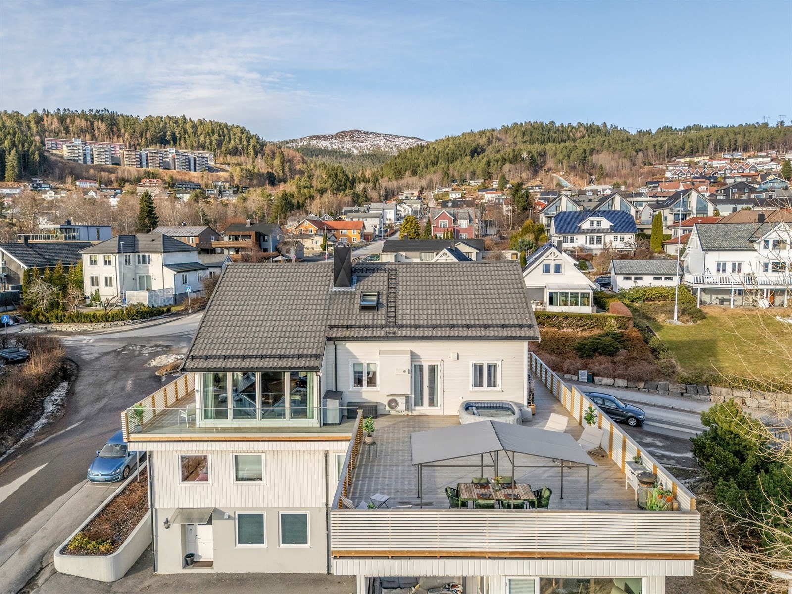 Velkommen til Moldelivegen 9! Foto: Interiørfoto AS (Håvard Nyeggen Løberg) Galleribilde