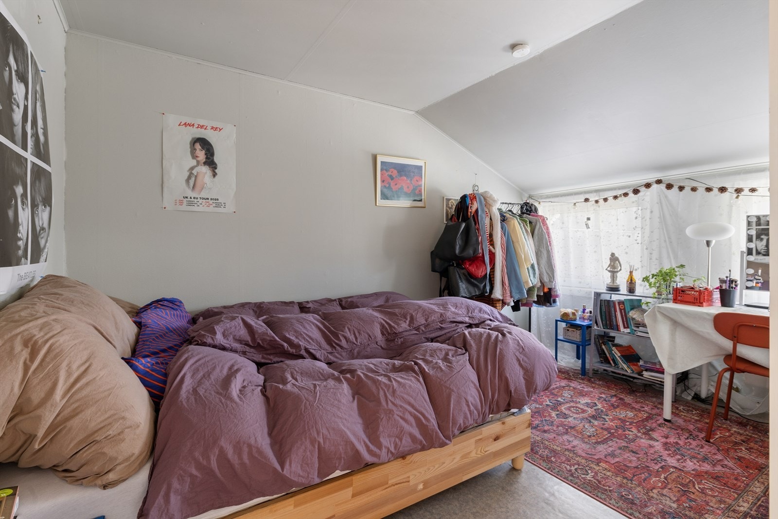 Soverom med plass til seng og garderobe 3.etg Galleribilde