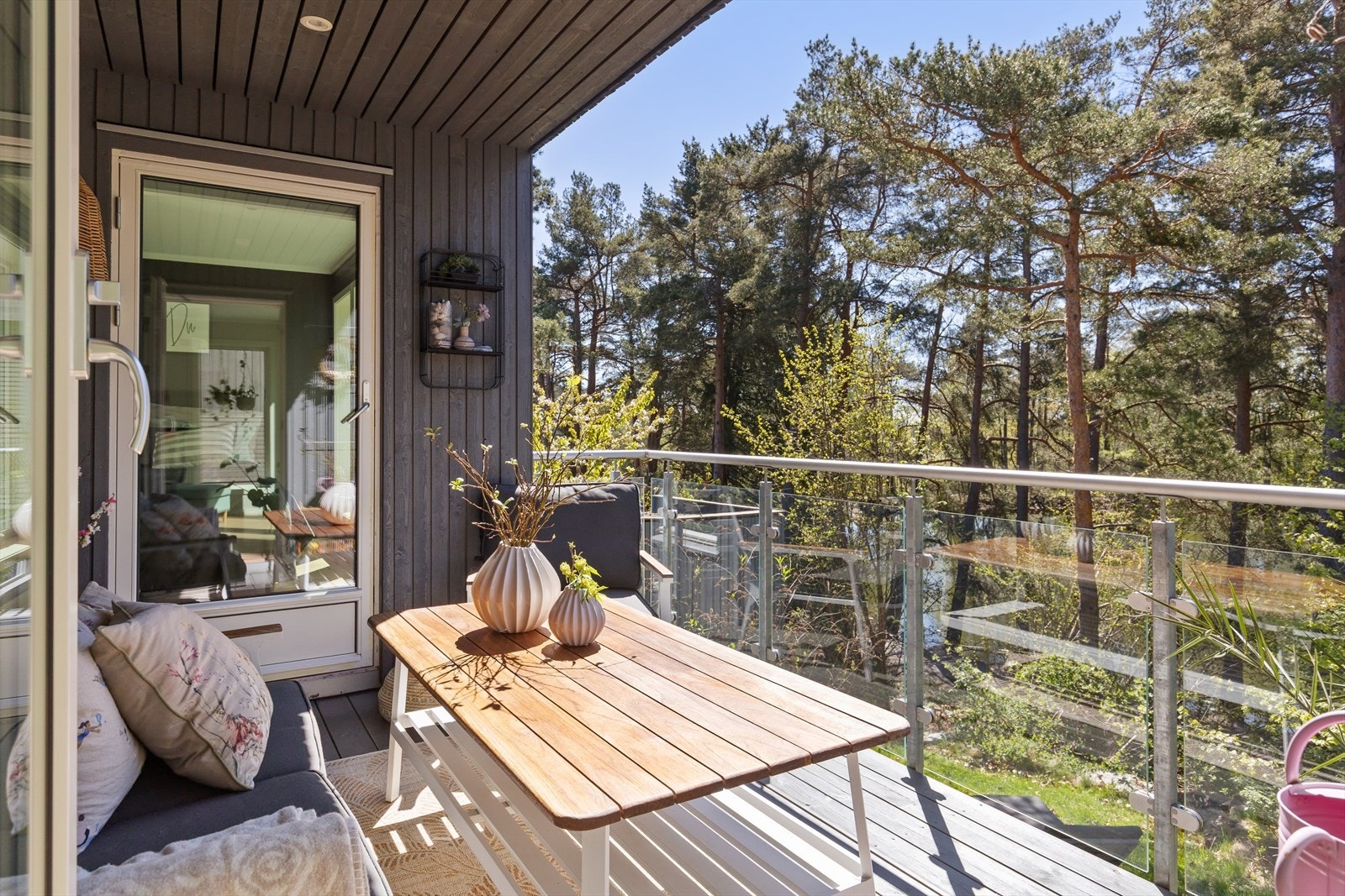 Hyggelig balkong med gode solforhold og utsyn mot Brydedammen. Galleribilde