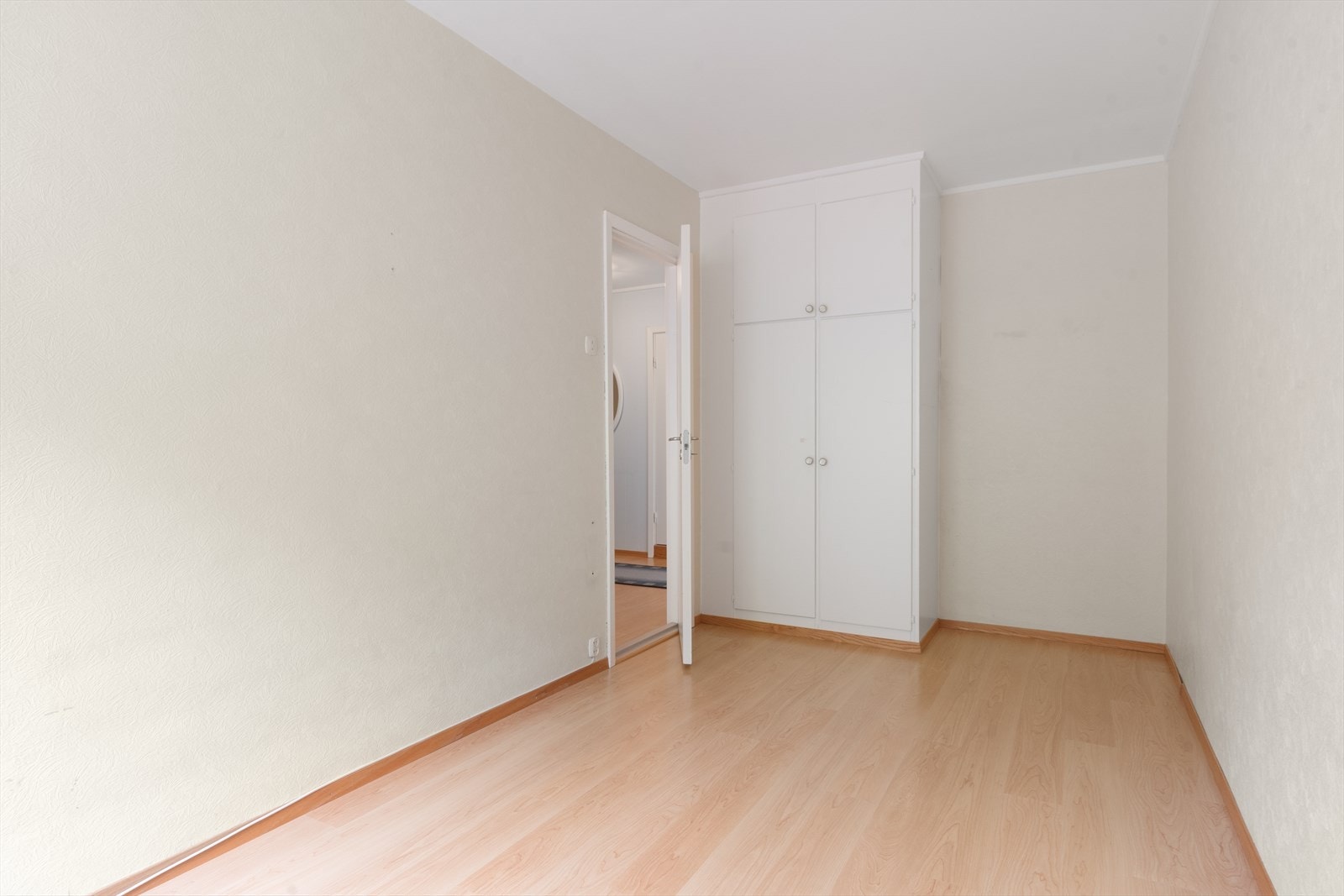 Også på dette rommet er det plassbygde skap. Galleribilde