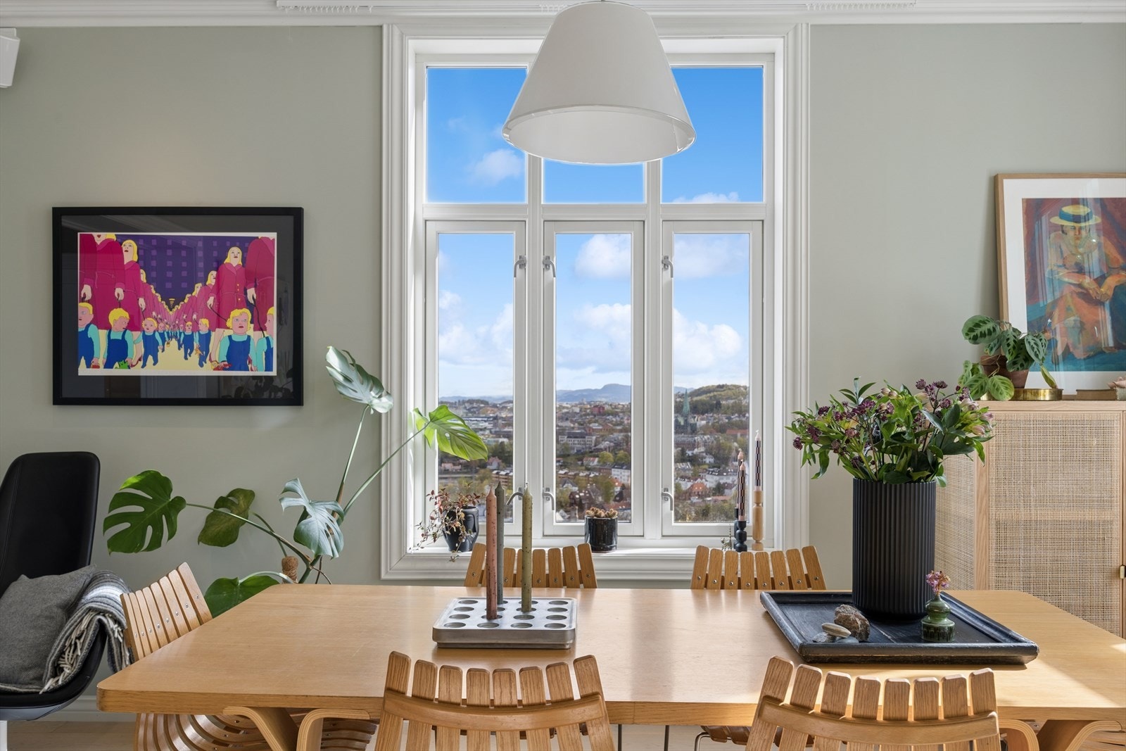 Nyt utsikten fra spiseplassen. Galleribilde