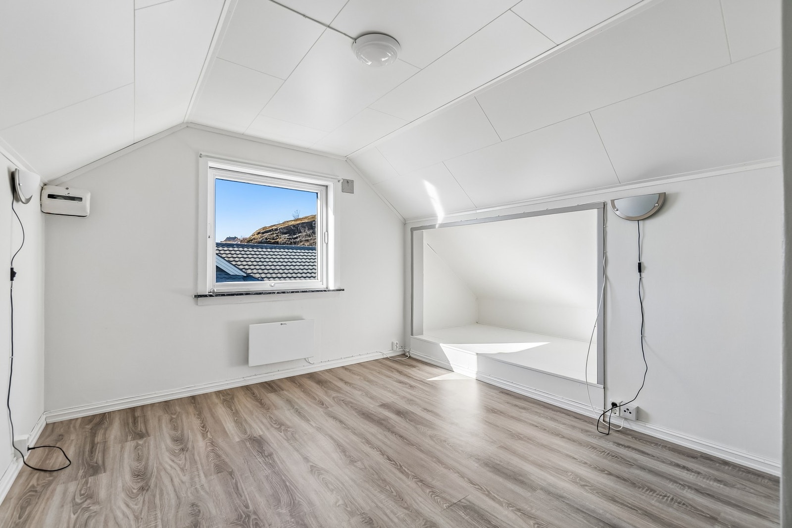 På loftet finner du 2 soverom. Galleribilde