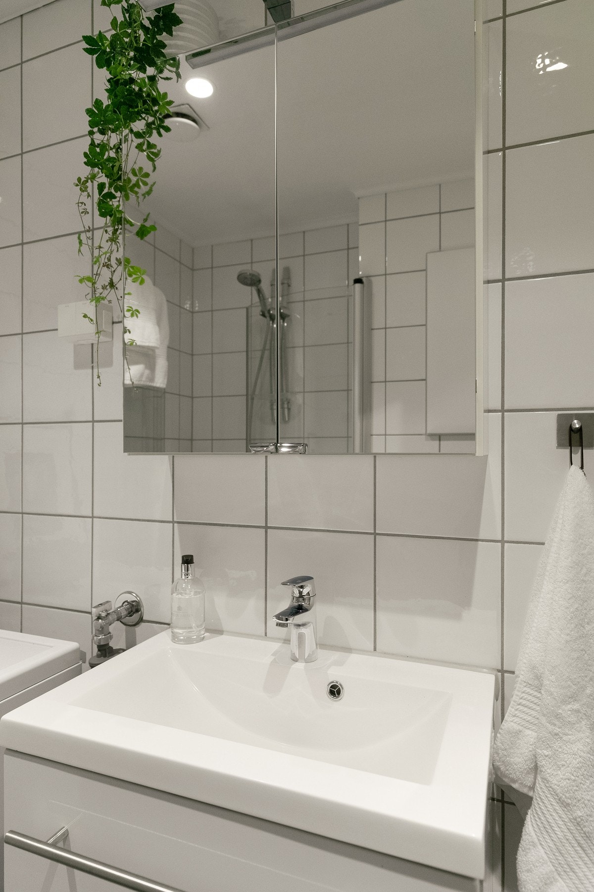 Flislagt bad med varme i gulv. Galleribilde