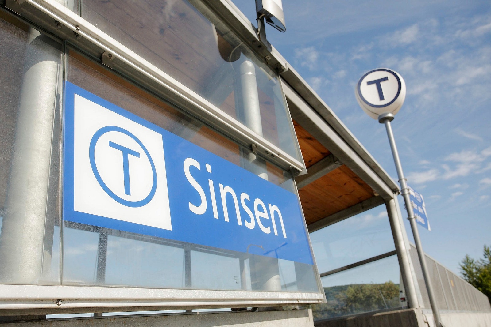 Kort gåavstand til gode forbindelser med kollektivtransport. Her finner du både T-bane, trikk, buss og flybuss like ved. Galleribilde