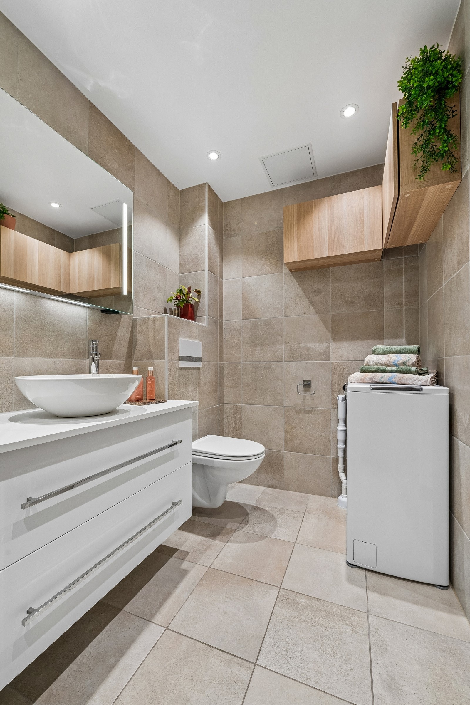 Lekkert, delikat baderom. Galleribilde