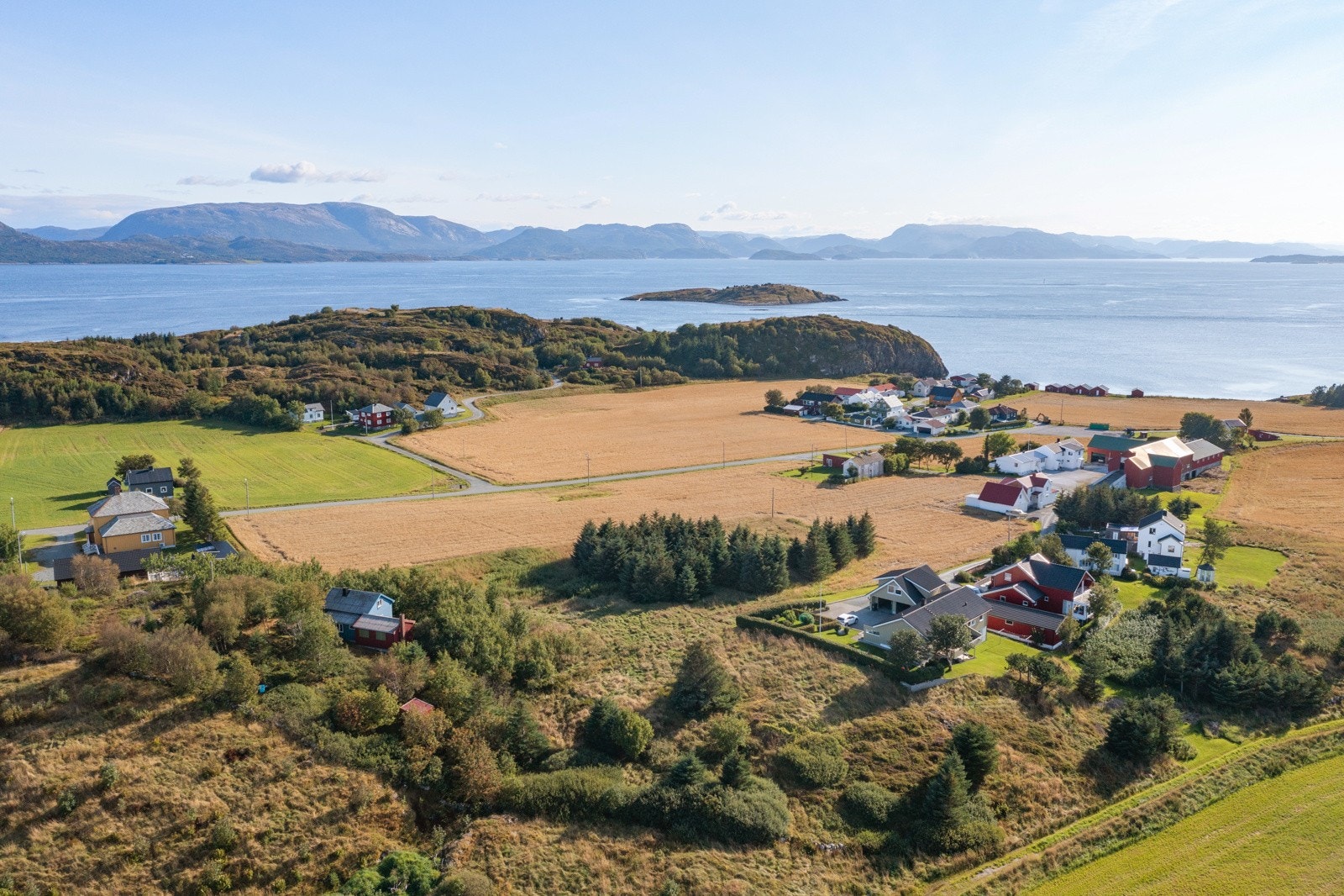 Kort vei til sjøen. Galleribilde