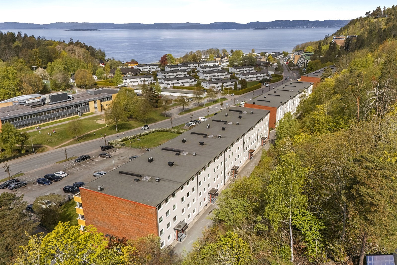 I Refsnesalleen bor man tett på sjøen i naturskjønne omgivelser! Galleribilde