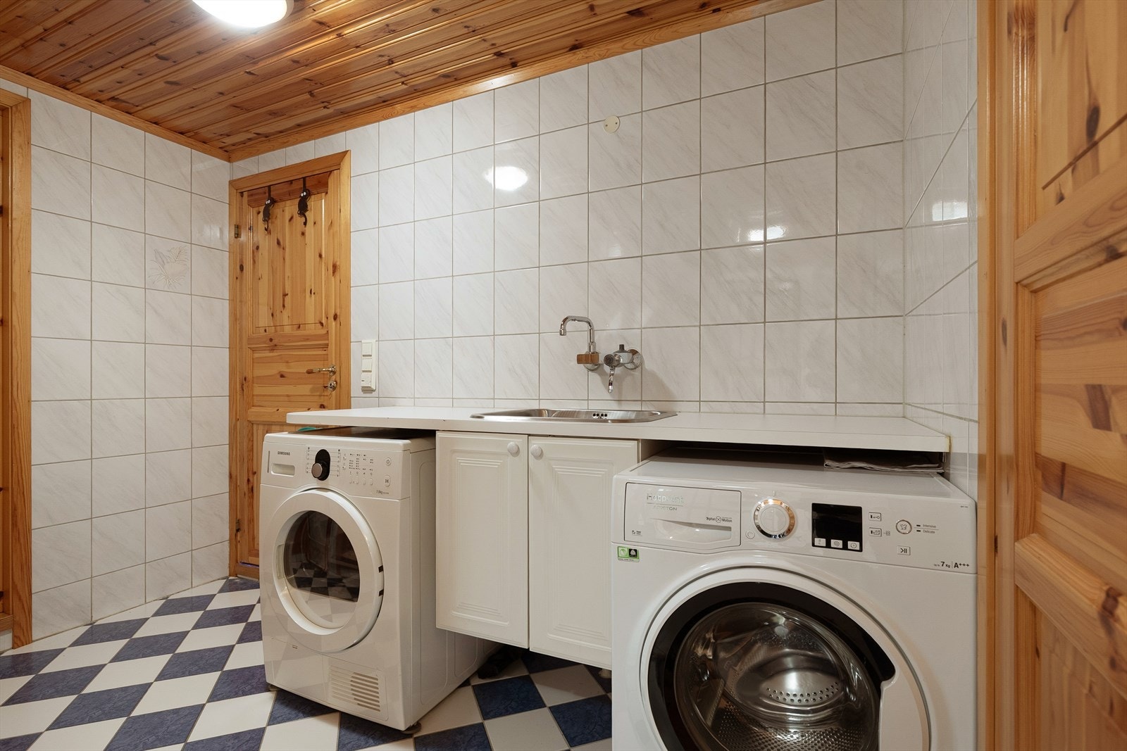 Badet antas å være fra rundt år 2000 Galleribilde