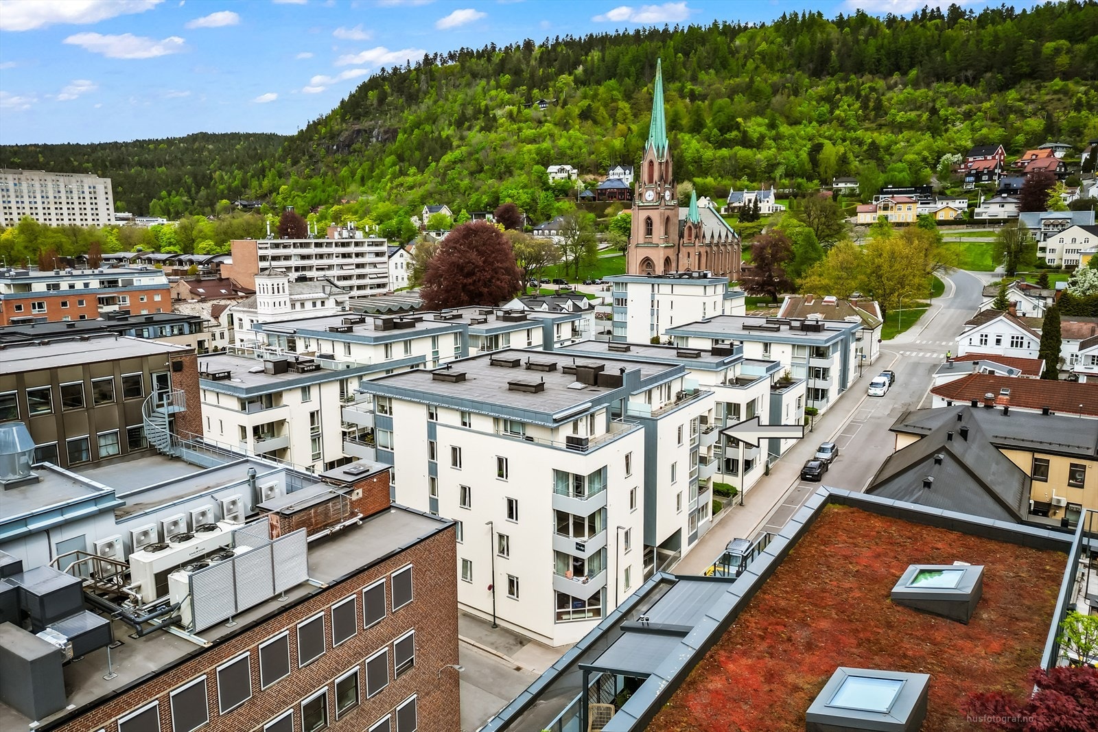 Med Bragernesåsen rett i bakkant er det kort vei til turstier og rekreasjonsområder. Galleribilde