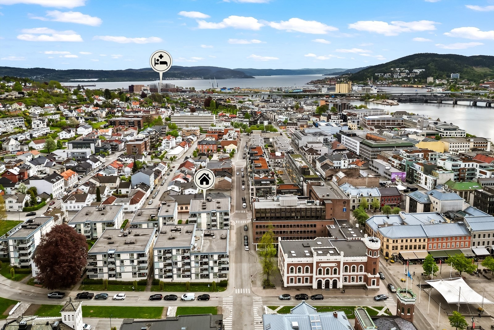 Kort vei til Bragernes Torg, byens møteplass med handel, servering og arrangementer. Galleribilde