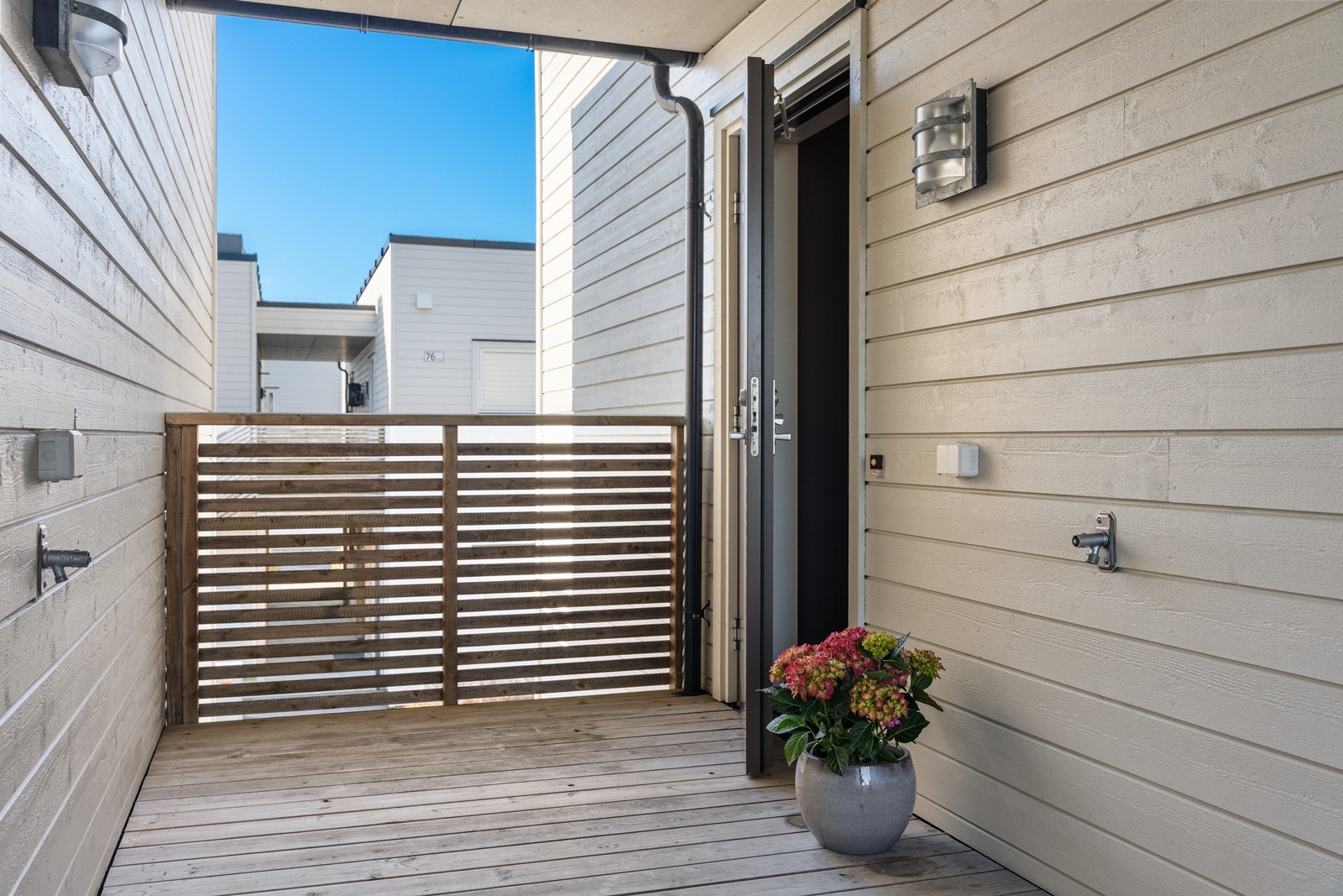 Overbygget inngangsparti. Galleribilde