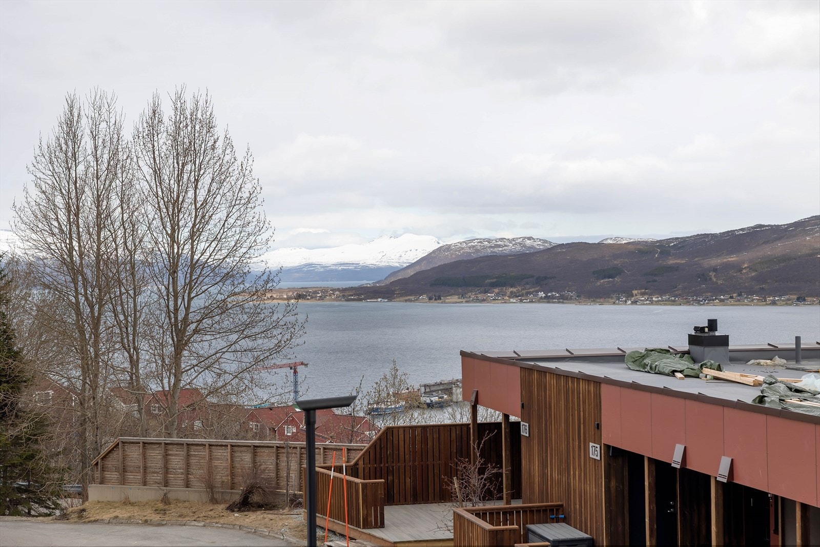 Utsikt mot nord Galleribilde