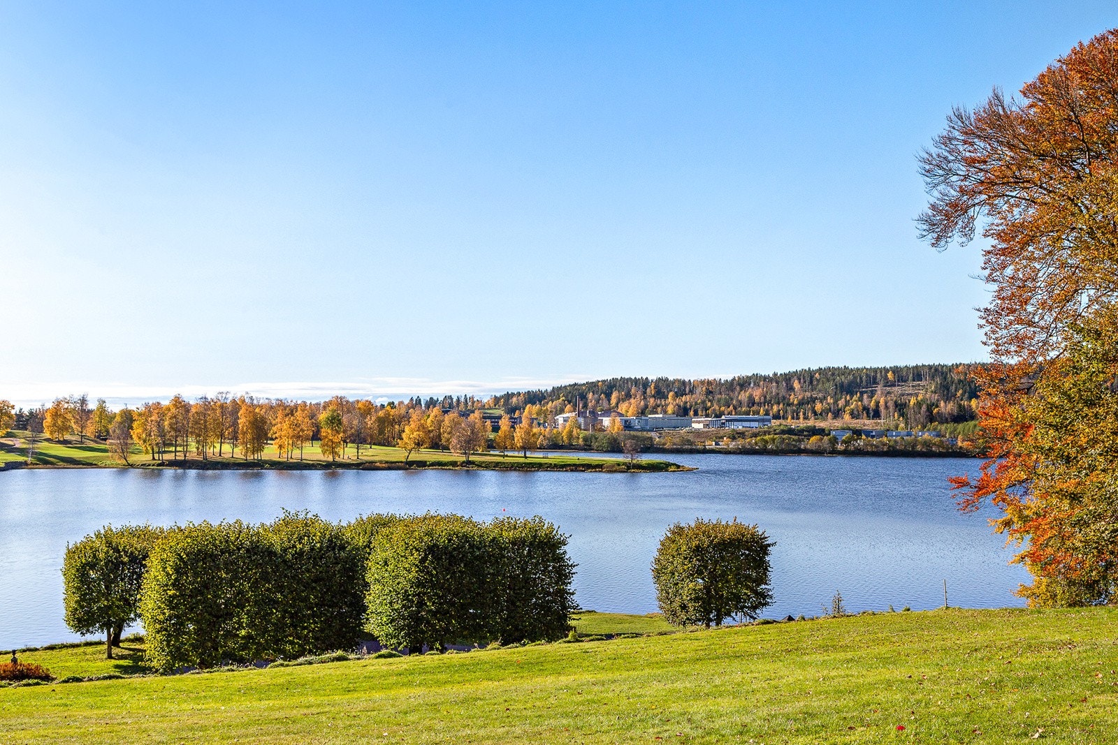Fantastiske turområder og bademuligheter i nærområdet. Galleribilde