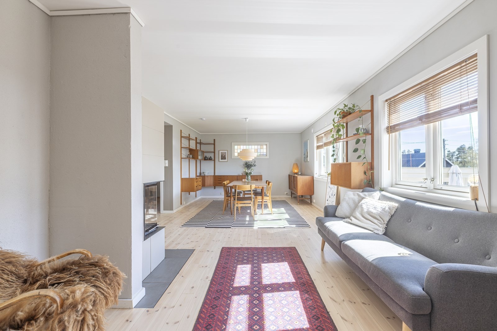 Stue i tilknytning til spisestuen. Galleribilde