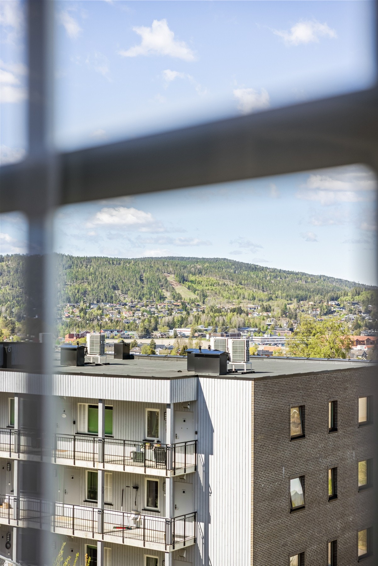 Her har du utsikt over til alpinanlegget i Einerhaugen! Galleribilde