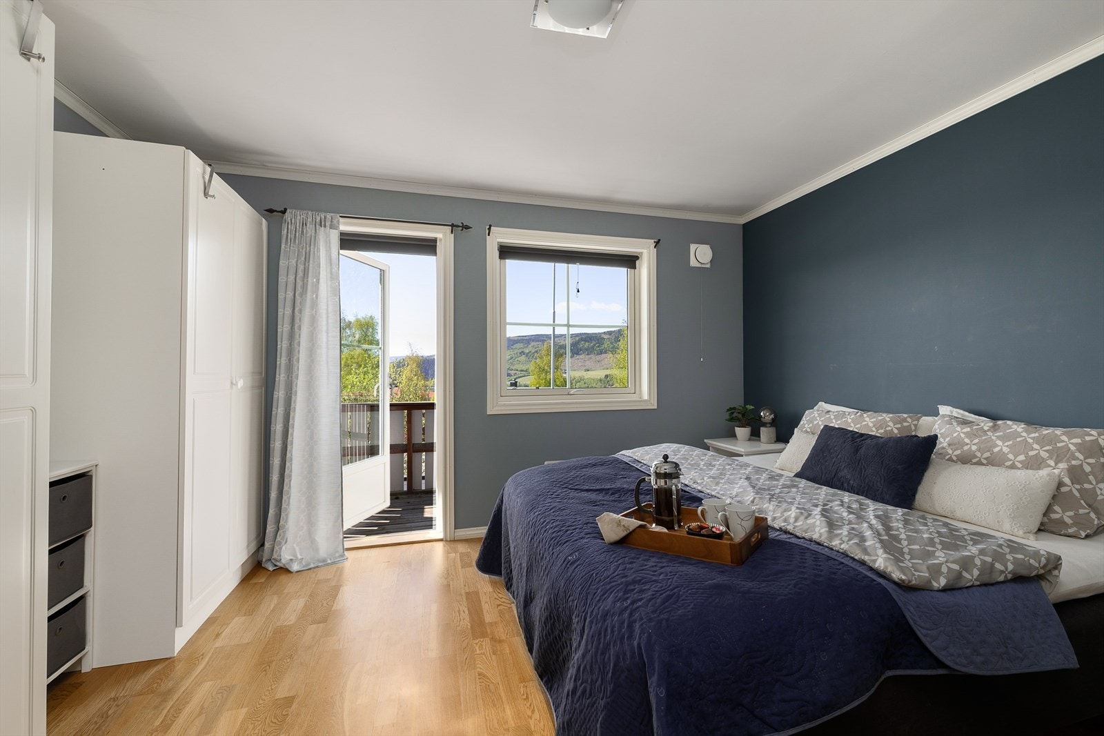 Hovedsoverommet har direkte utgang til en egen veranda på 5 m². Galleribilde