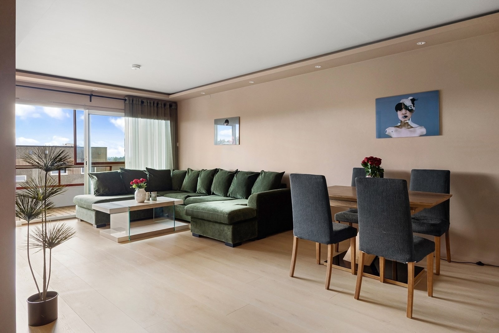 Velkommen inn for en nærmere titt.. Galleribilde