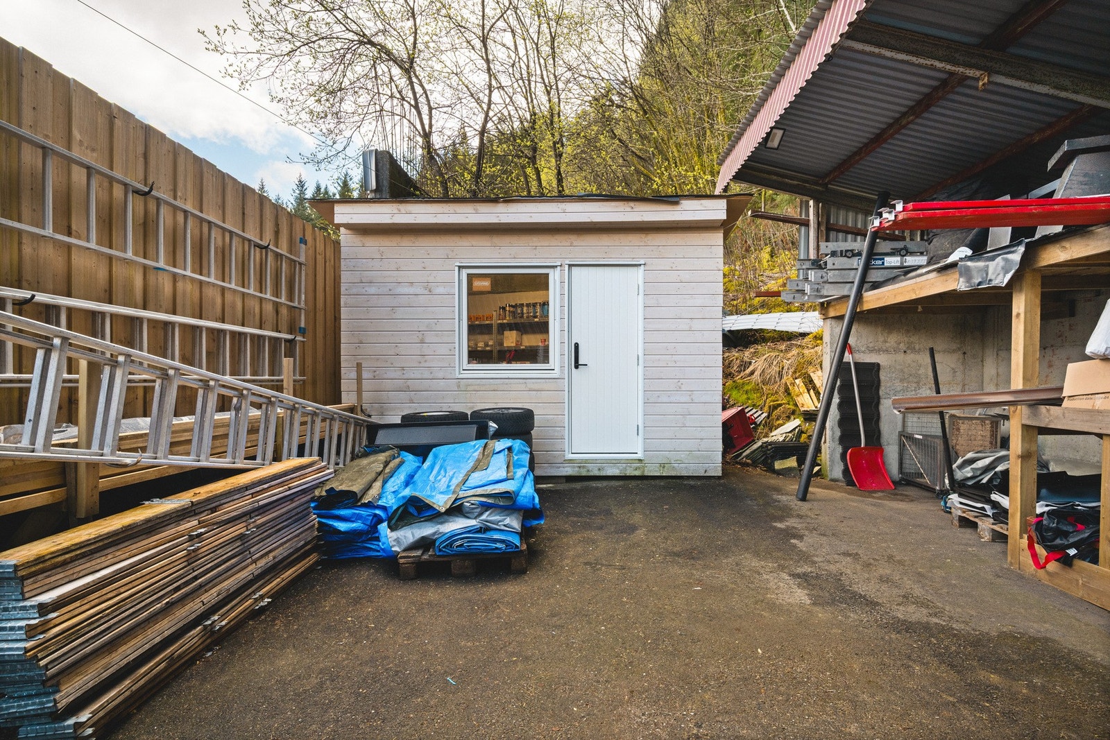 Du har også en frittstående bod Galleribilde