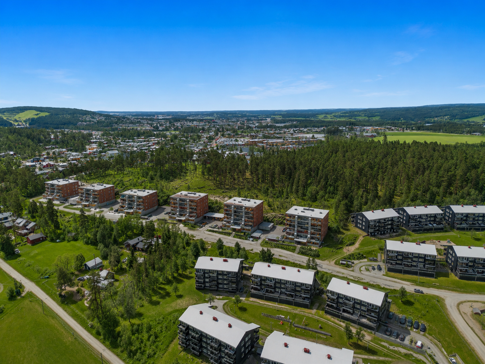 Leiligheten ligger i et meget flott og populært område. Kort avstand til det meste du trenger Galleribilde