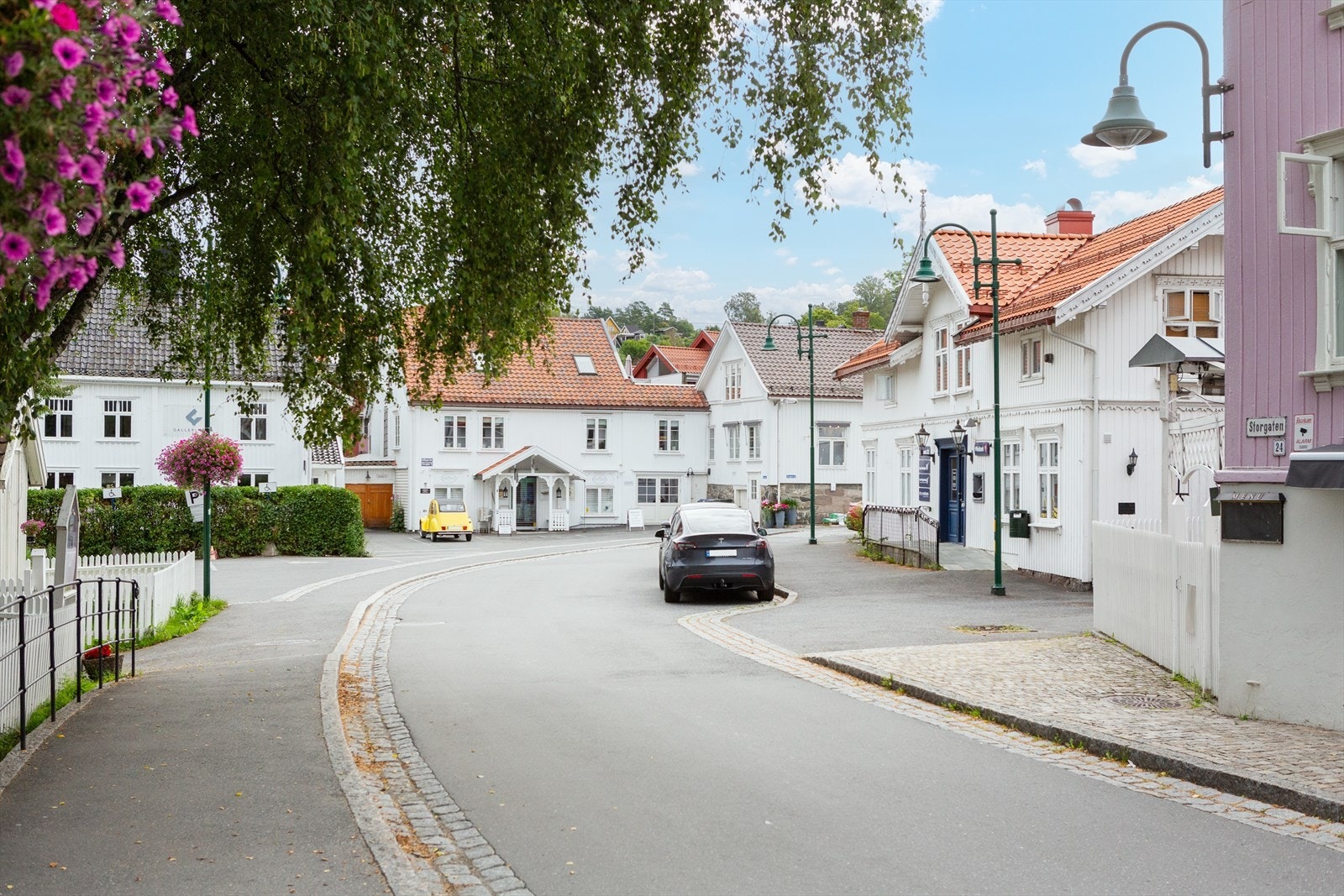 Store deler av Son består av skipshus og innyr til sørlandsidyll. Galleribilde