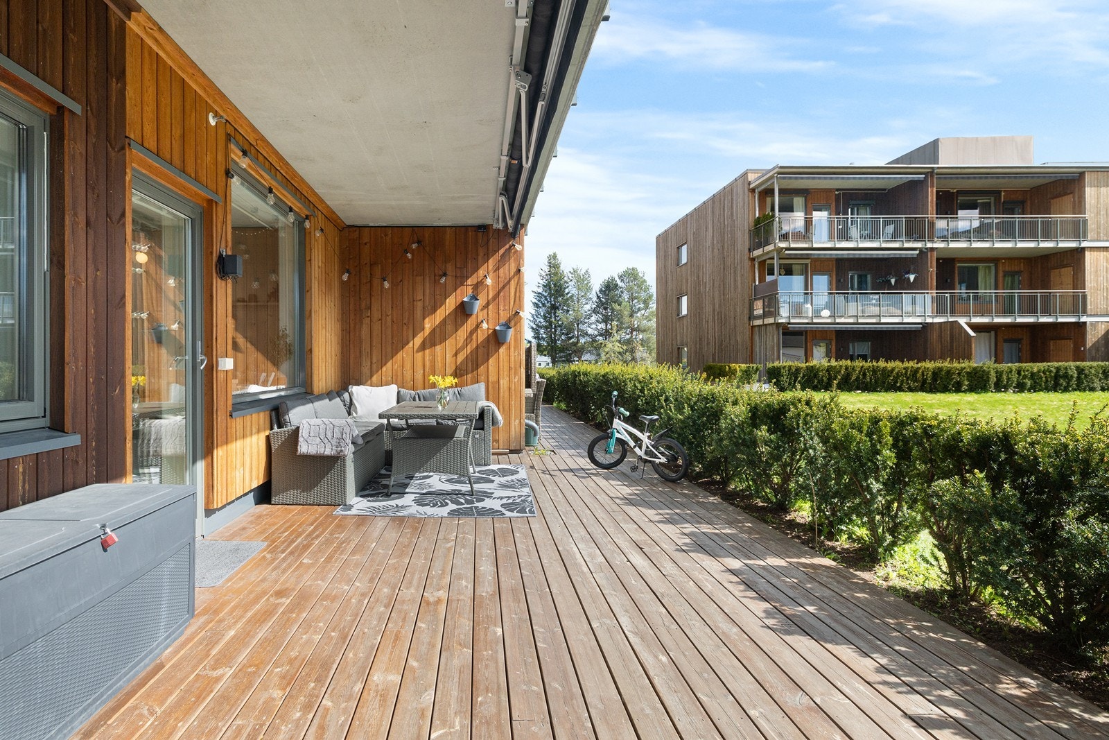 Fin overbygget terrasse på ca. 26 kvm. Galleribilde