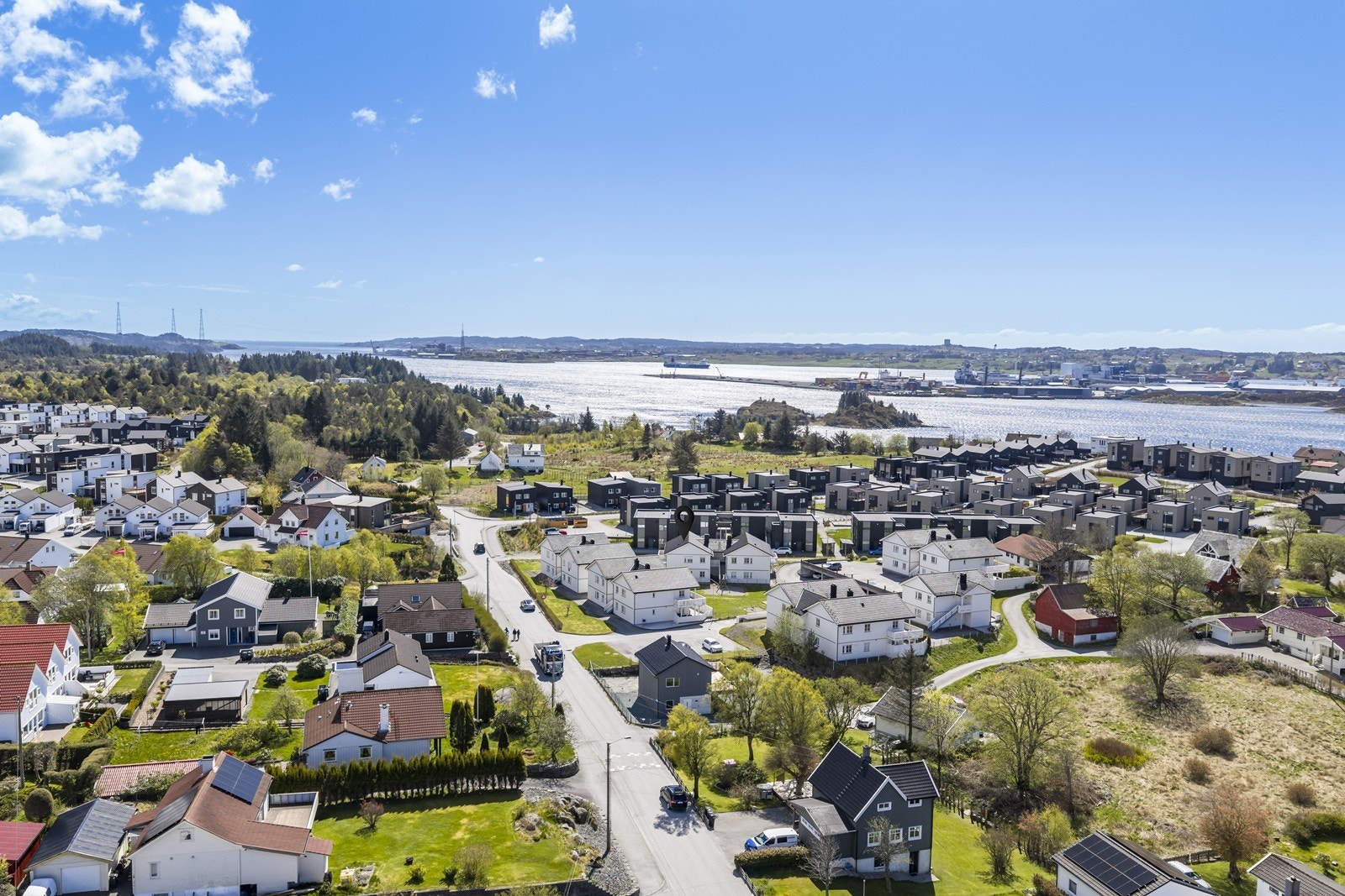 Tuastadvatnet og Norheimskogen ligger ikke langt i fra og byr på flotte turområder. Galleribilde