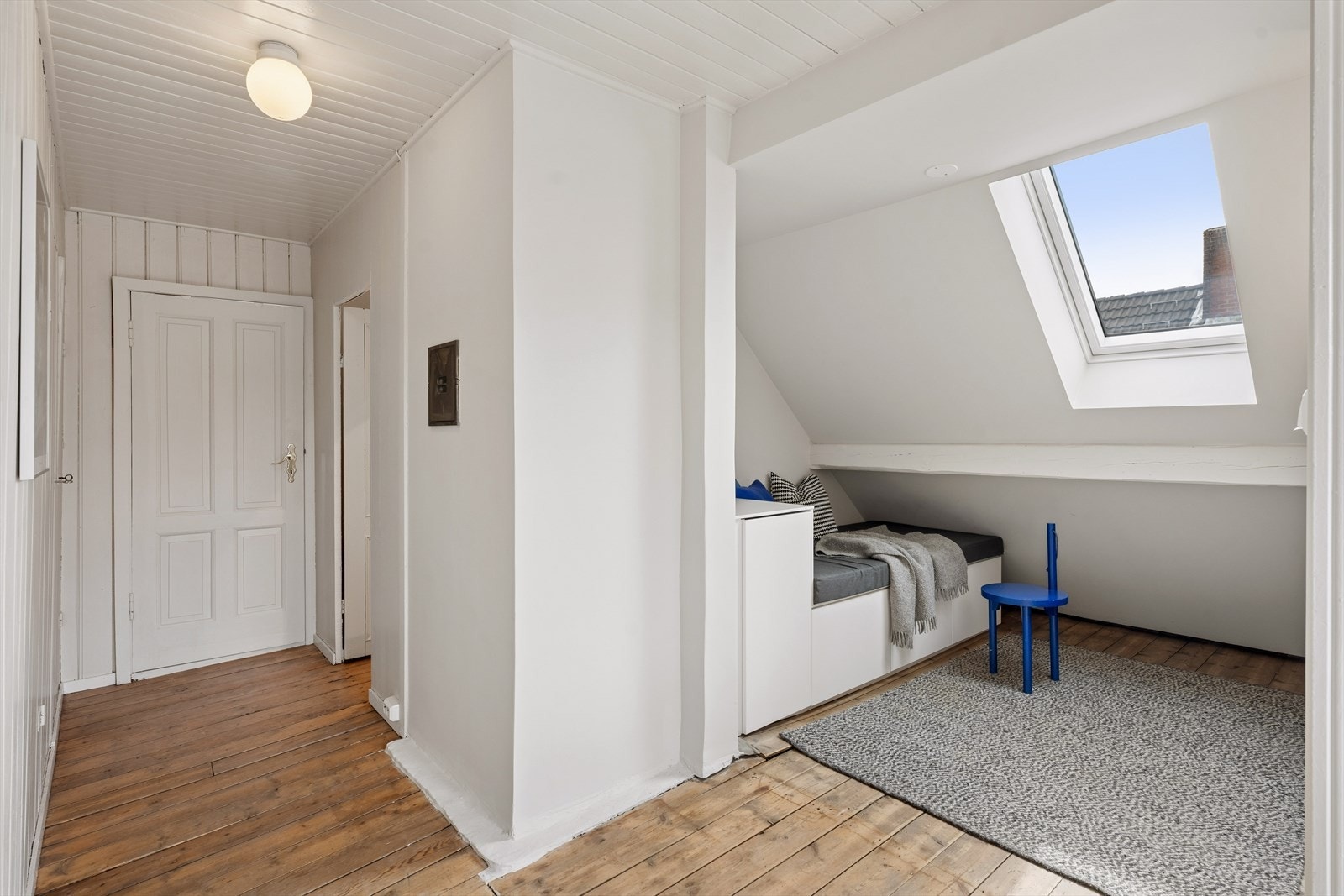 Innredet loftsrom. Galleribilde