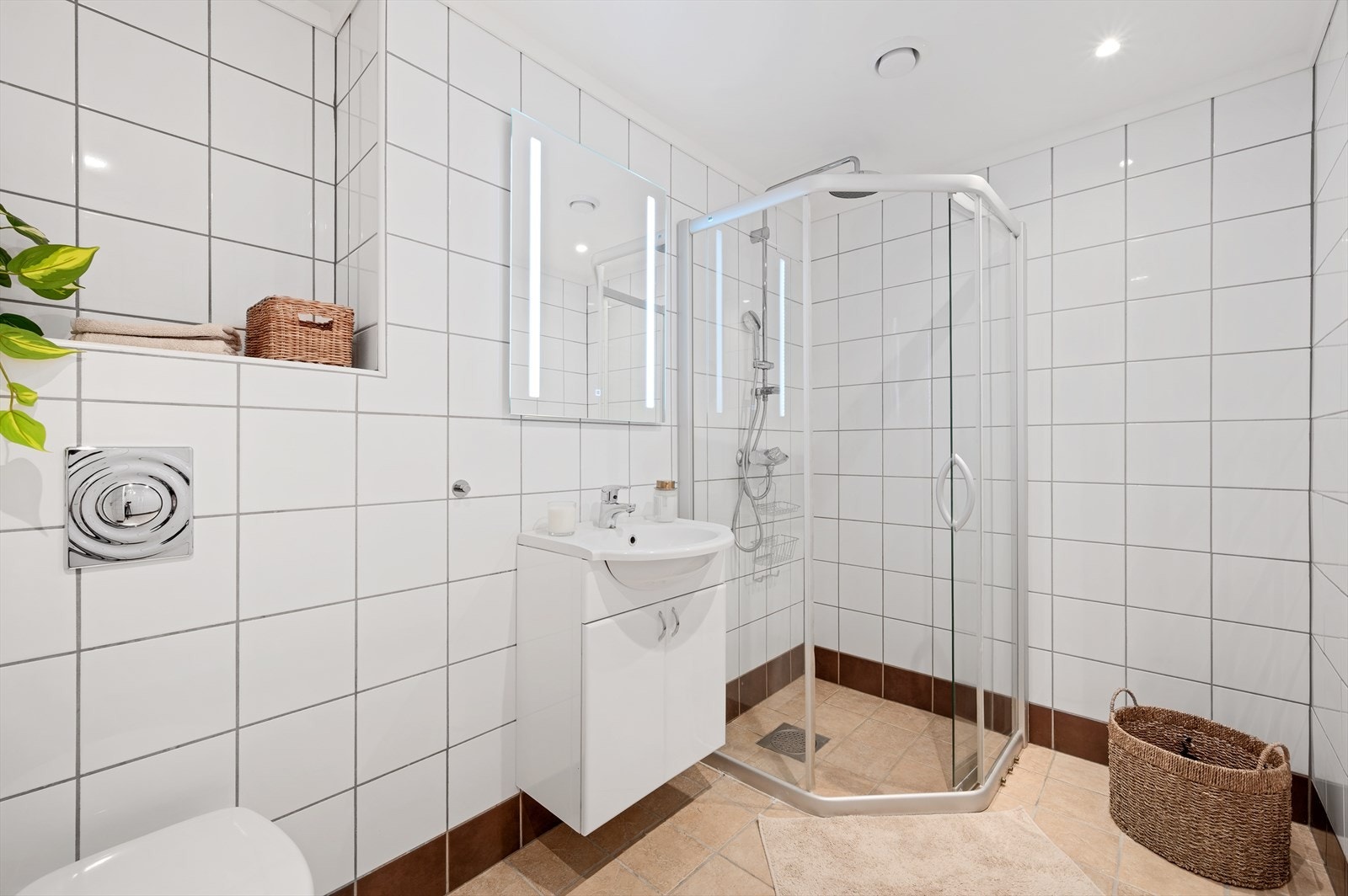 - Badet måler 4,6m² - Galleribilde