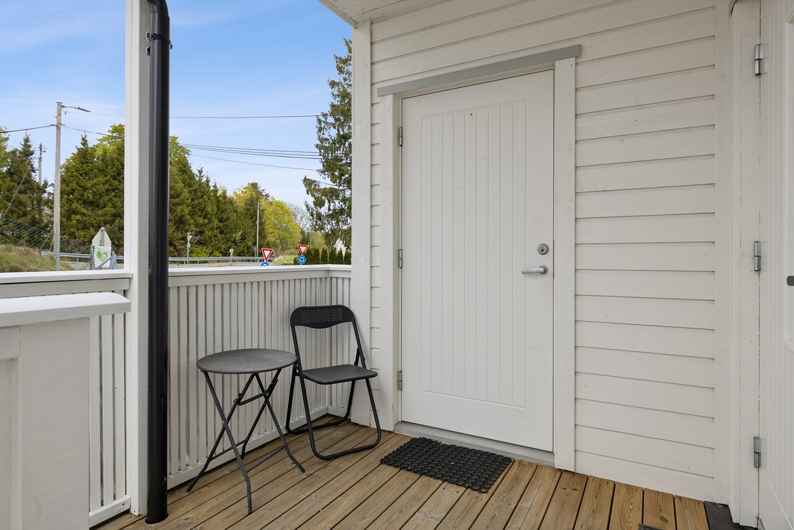 Overbygget inngangsparti. Galleribilde