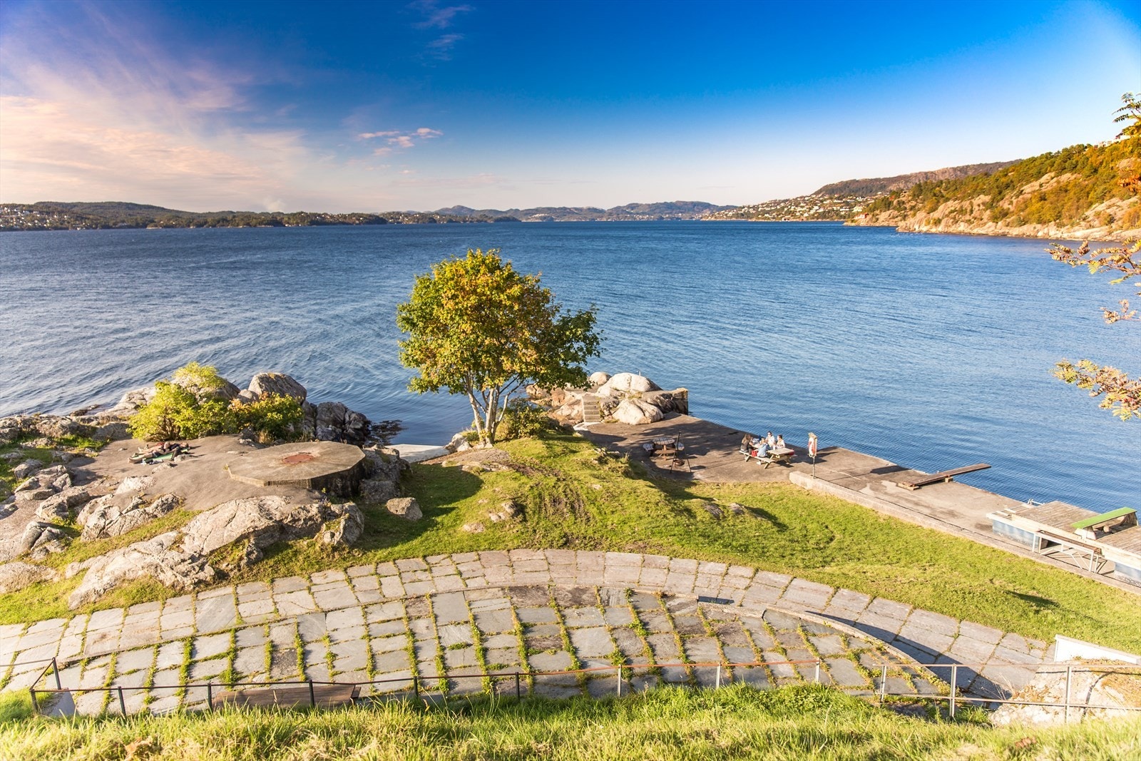 Nydelig friluftsområdet på Helleneset. Galleribilde