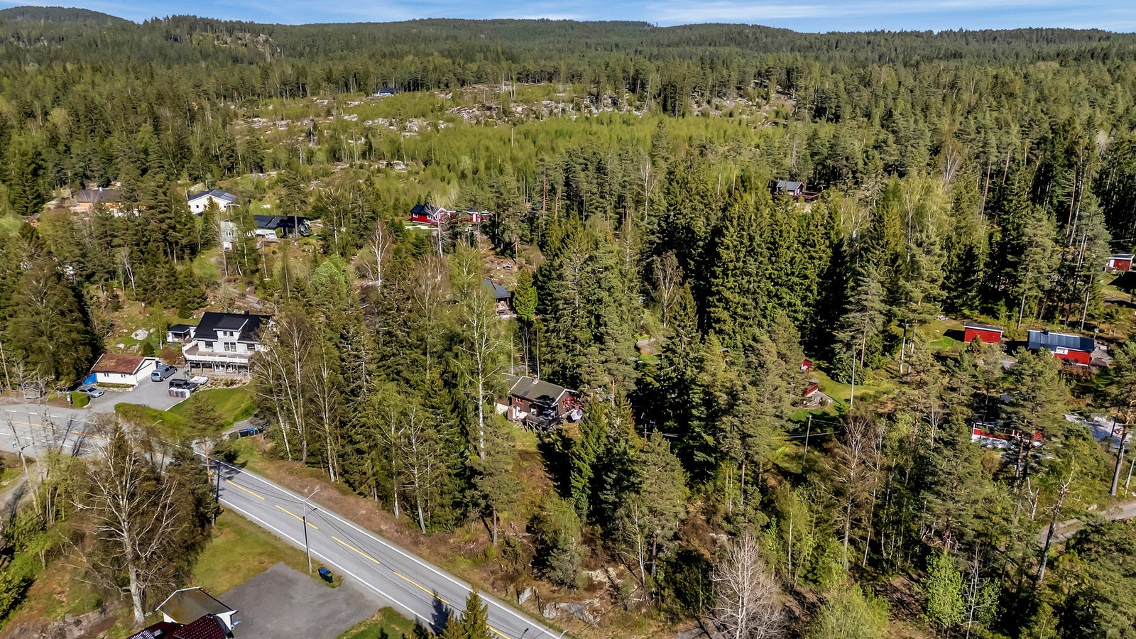 Et område med både bolig og hytter Galleribilde