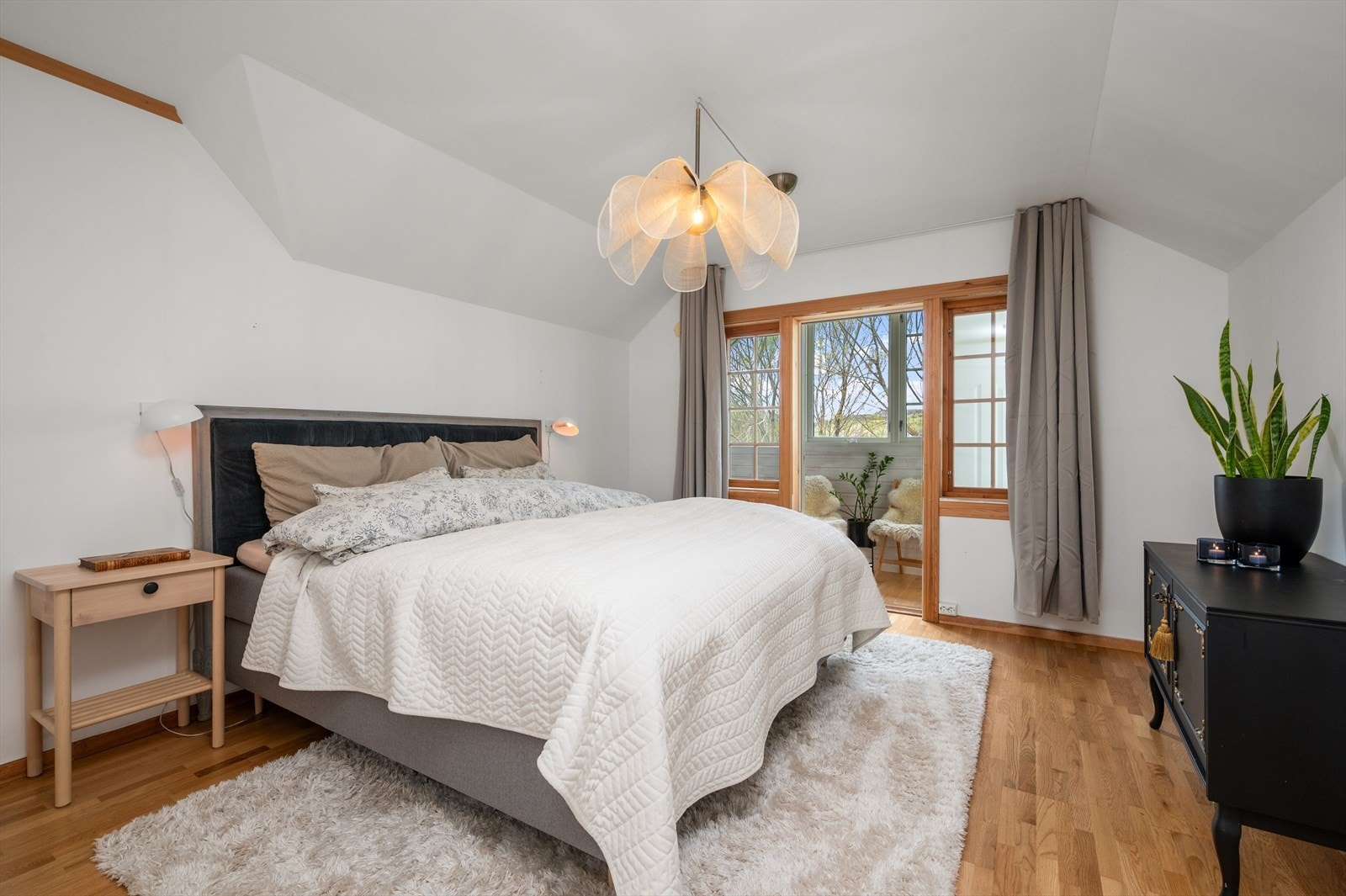 Hovedsoverommet har også en egen innglasset balkong på 3,8m². Galleribilde