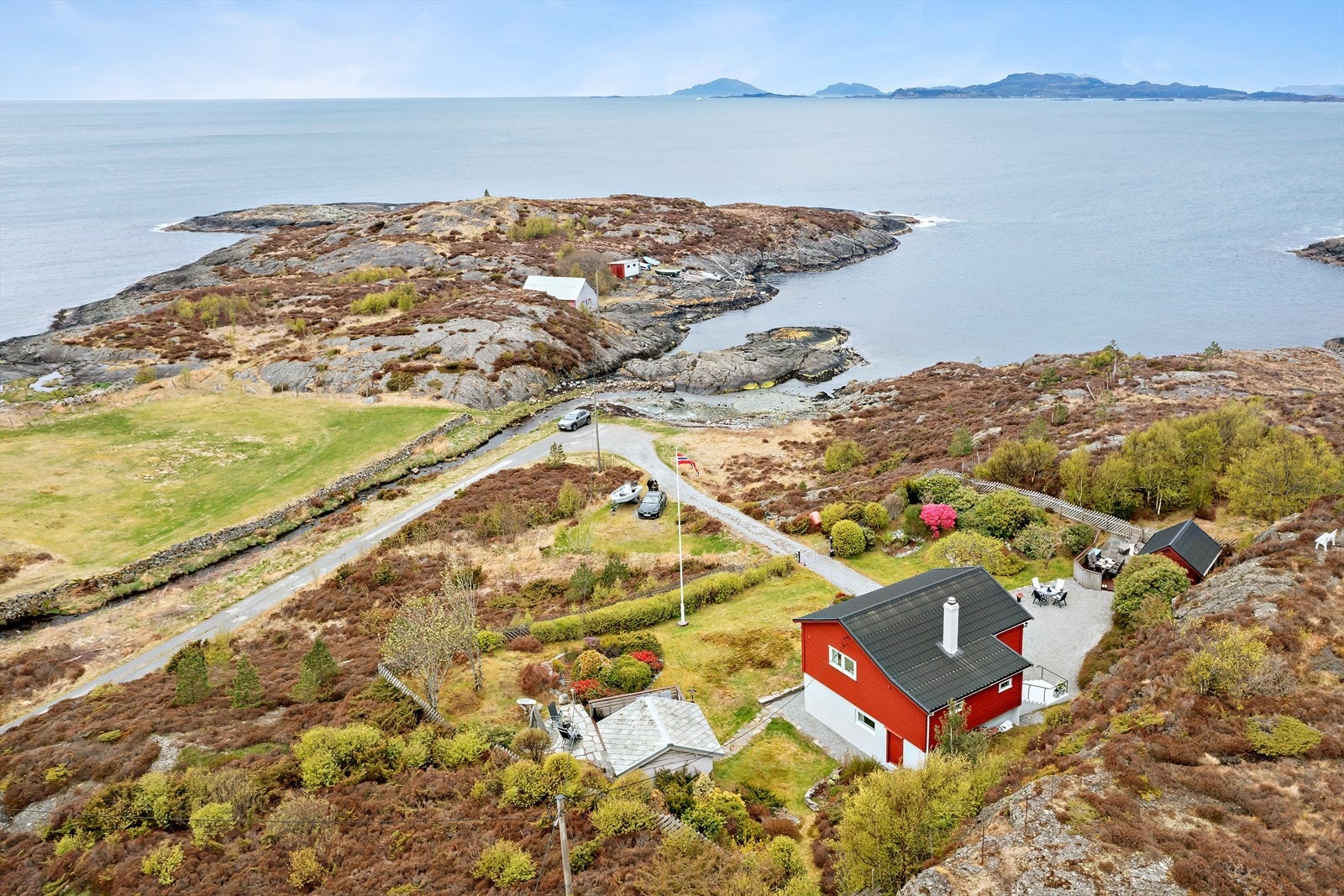 Velkommen til visning på Stubseidvågen. Husk påmelding til meklar. Galleribilde