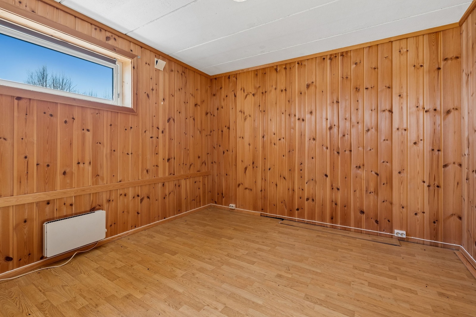 Soverom i kjeller Galleribilde