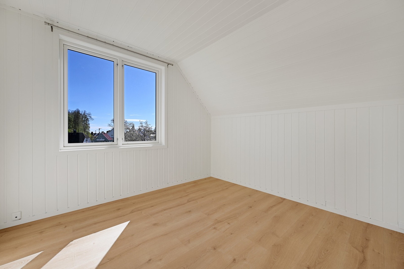 I 2. etasje er det ett godt soverom Galleribilde