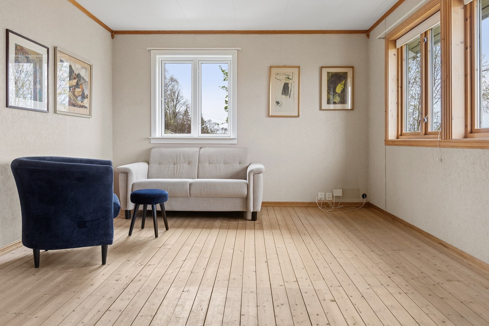Rikelig med naturlig lys inn i stuen Galleribilde