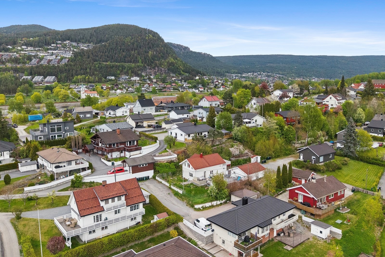 Et rolig og familievennlig område med nærhet til alt du trenger i hverdagen. Galleribilde
