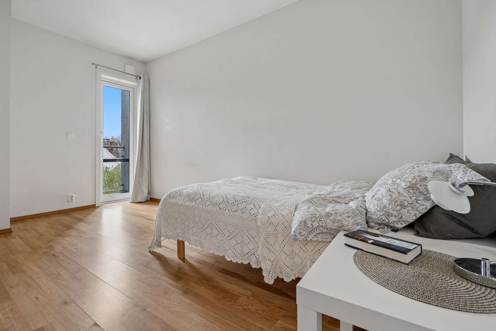 Største soverom med luftebalkong. Galleribilde
