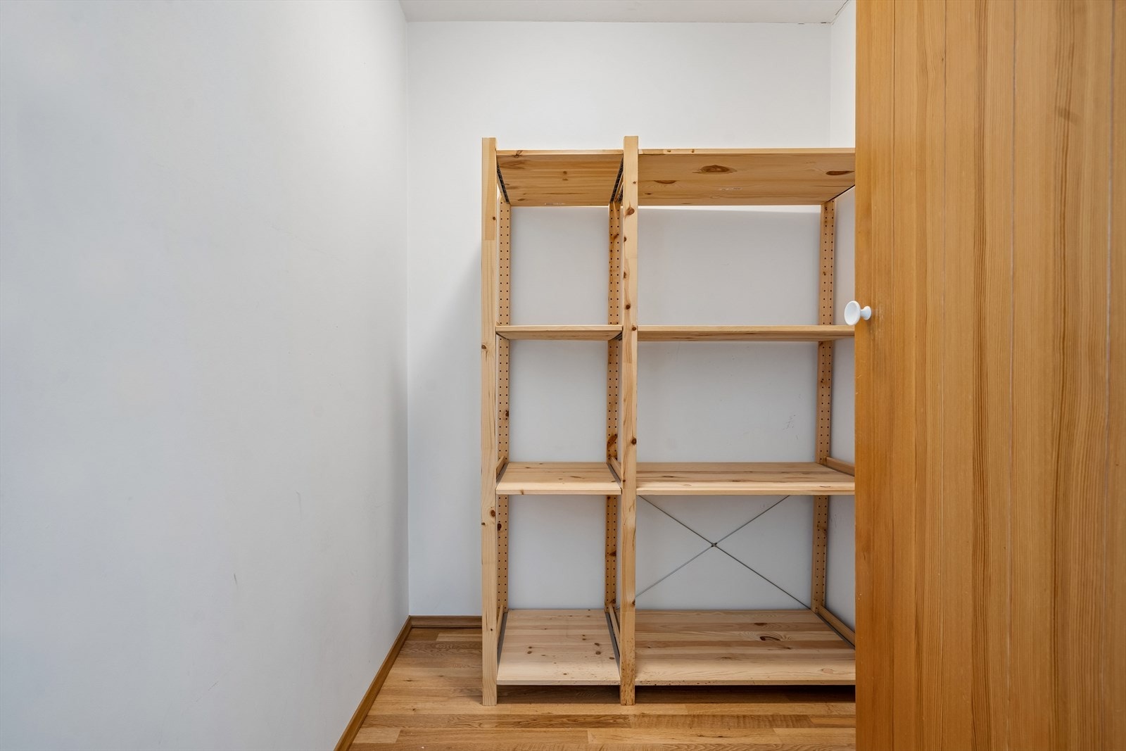 Innvendig bod i leilighet Galleribilde