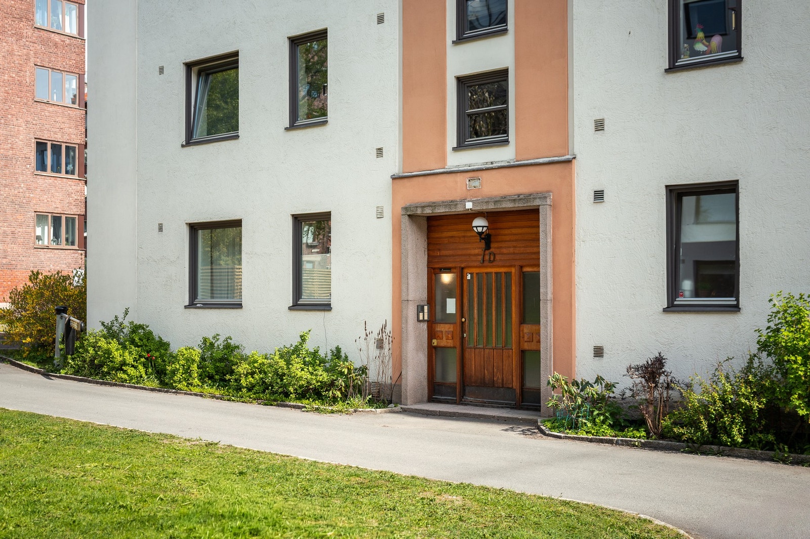 Hele leiligheten ligger skjermet til og vender ikke direkte mot gate, Galleribilde